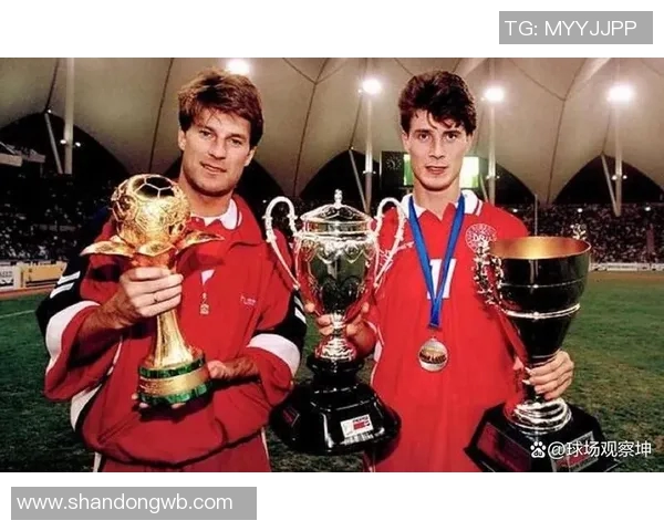 足坛历史十大球员盘点 哪些传奇球员无可超越成为永恒经典