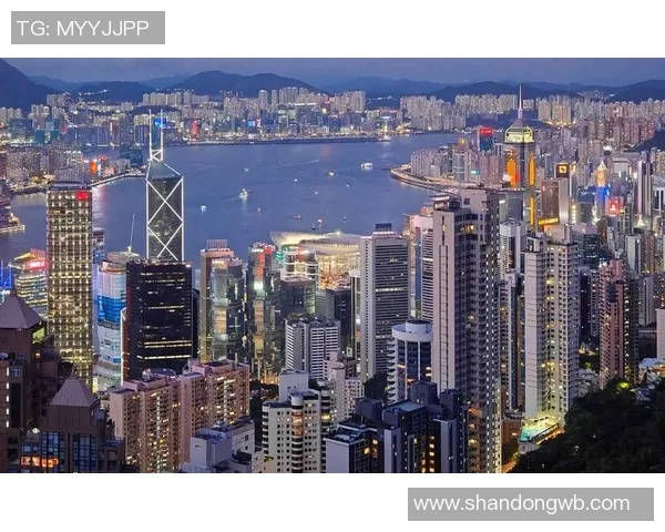 香港01深度报道揭示香港楼市现状 购房者面临压力与市场不确定性